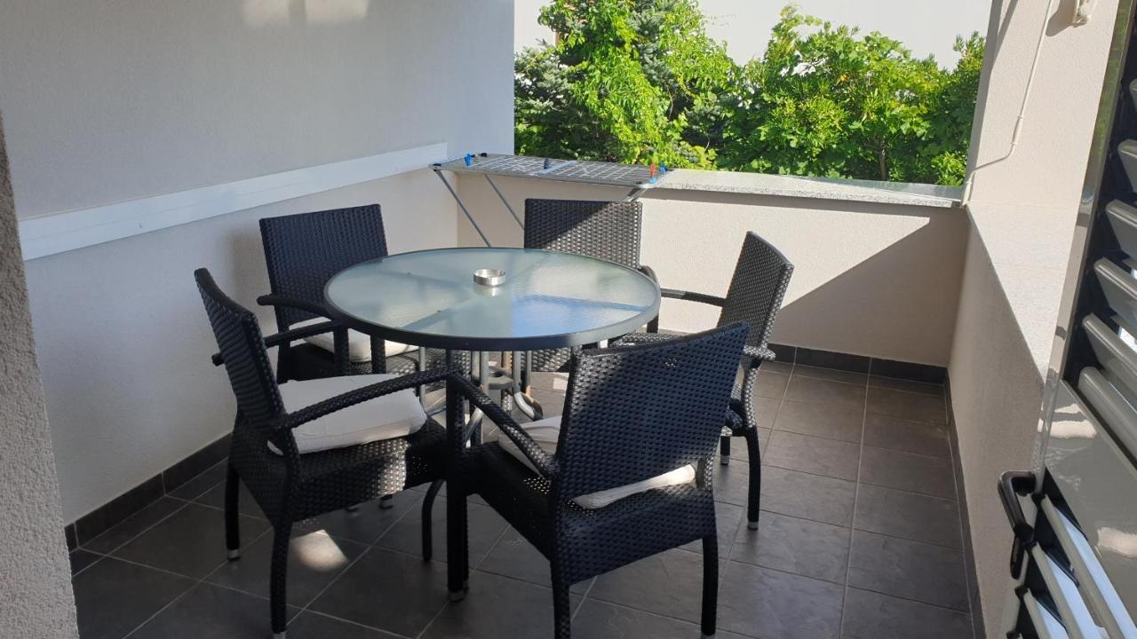 Apartment P&l Baška