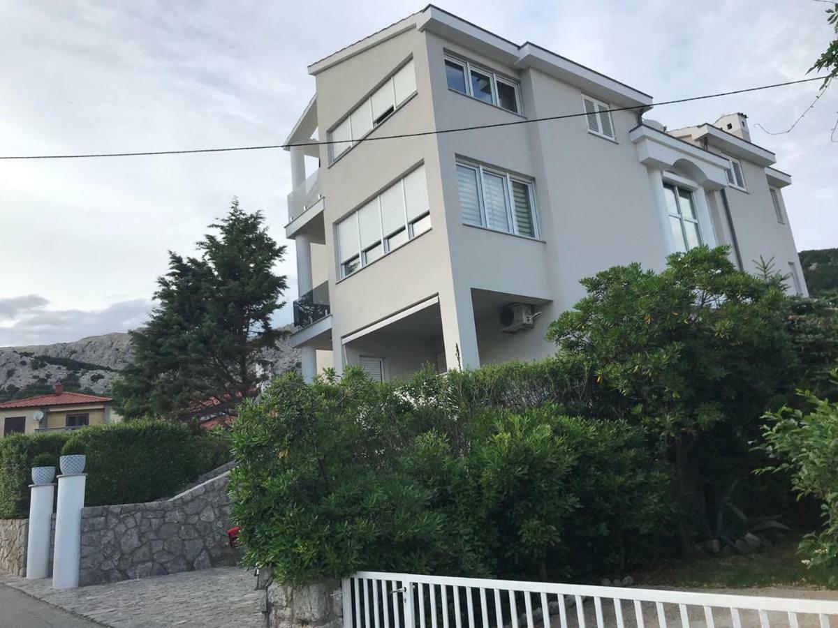 P&l Apartment